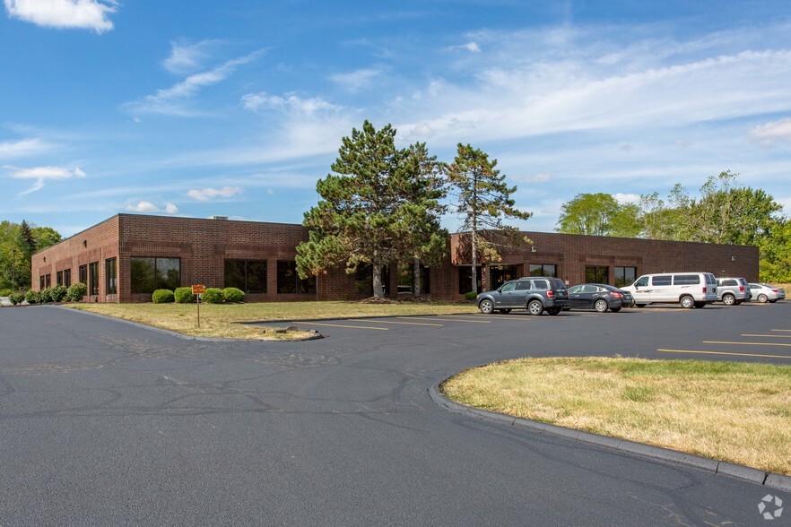 Primary Photo Of 7691-7695 Poe Ave, Dayton Medical For Lease