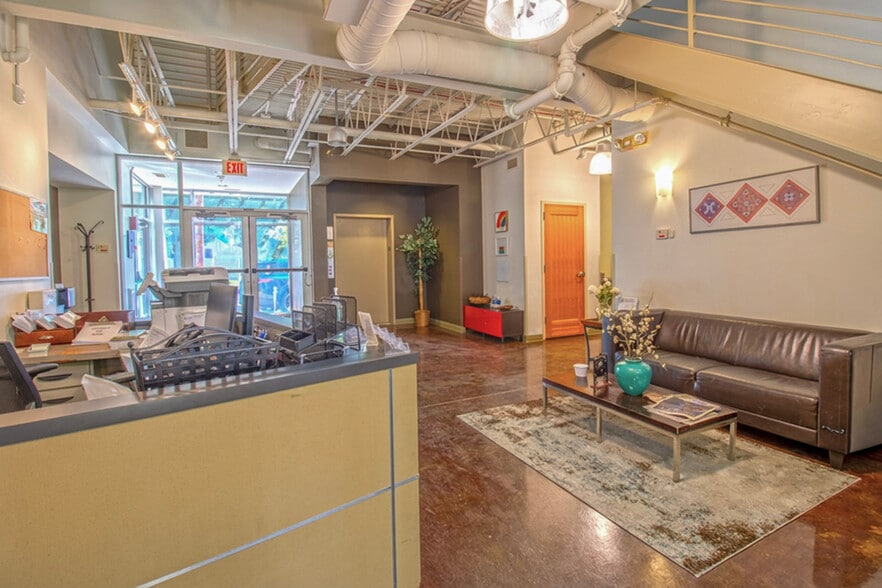 More Photos Of 1501 Xerxes Ave N, Minneapolis Religious Facility For Sale