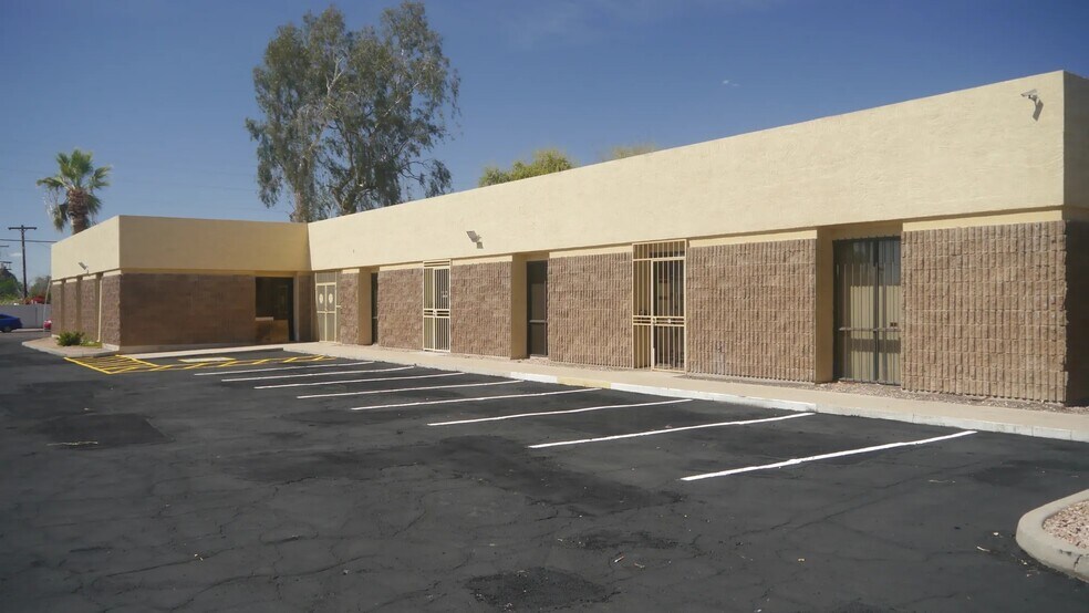 More Photos Of 7509 N 35th Ave, Phoenix Medical For Sale