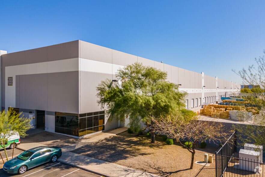More Photos Of 7375 W Buckeye Rd, Phoenix Unknown For Lease