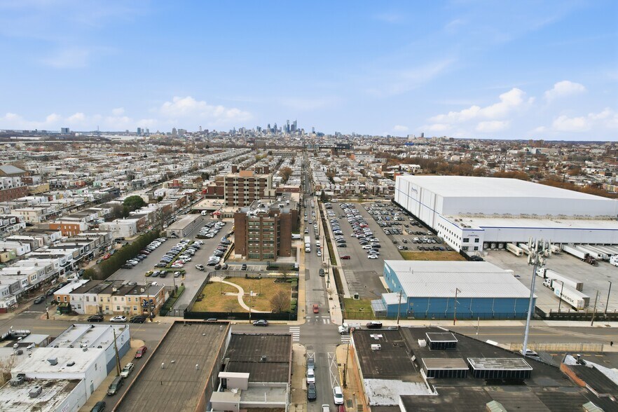 More Photos Of 3301 Tulip St, Philadelphia Warehouse For Lease