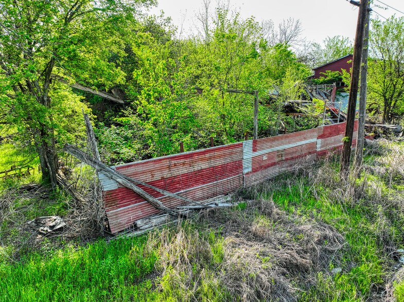 More Photos Of 100 S Magnolia Ave, Hubbard Auto Repair For Sale