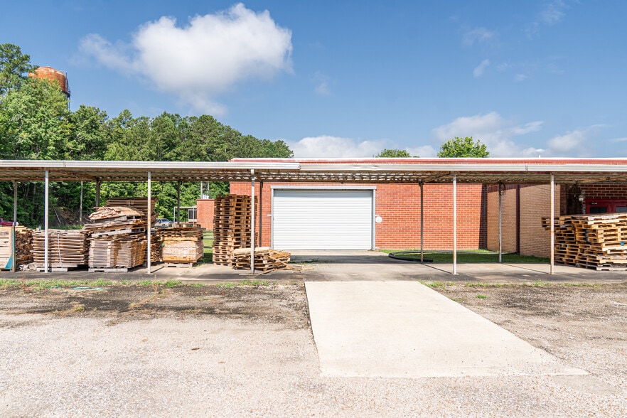 More Photos Of 2580 Highway 46, Heflin Warehouse For Sale