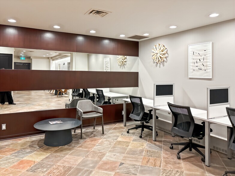 More Photos Of 111 2 Ave S, Saskatoon Coworking Space