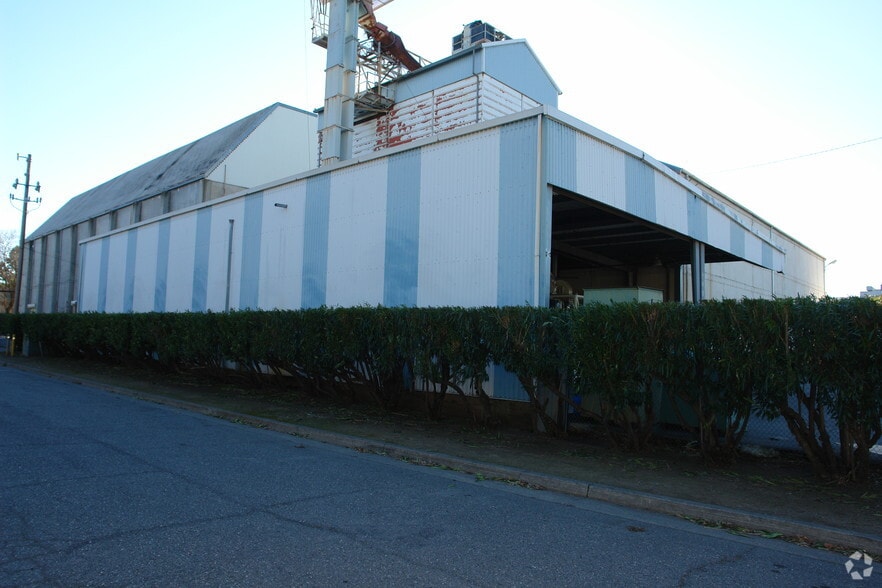 More Photos Of 2020 Esplanade Rd, Chico Light Manufacturing For Sale