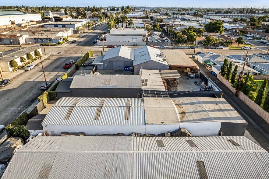 More Photos Of 15131 Illinois Ave, Paramount Warehouse For Sale