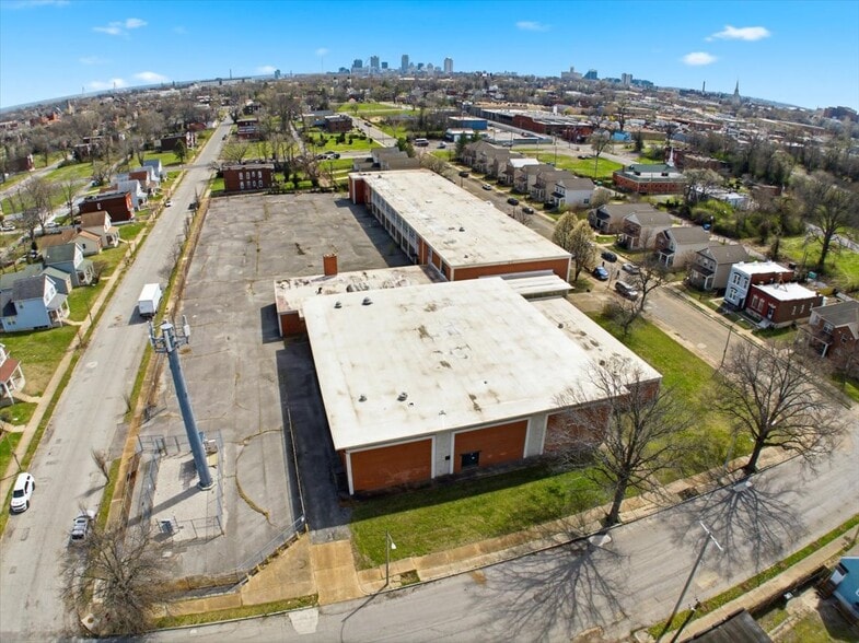 More Photos Of 3923-3955 Saint Ferdinand Ave, Saint Louis Schools For Sale