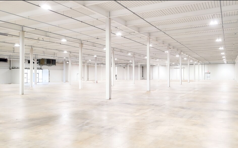 More Photos Of 1475 Upper Valley Pike, Springfield Unknown For Lease