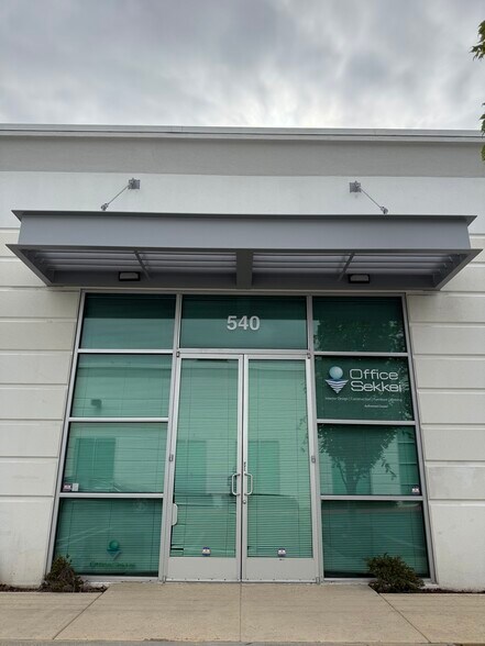 More Photos Of 569 Clyde Ave, Mountain View Office For Sale