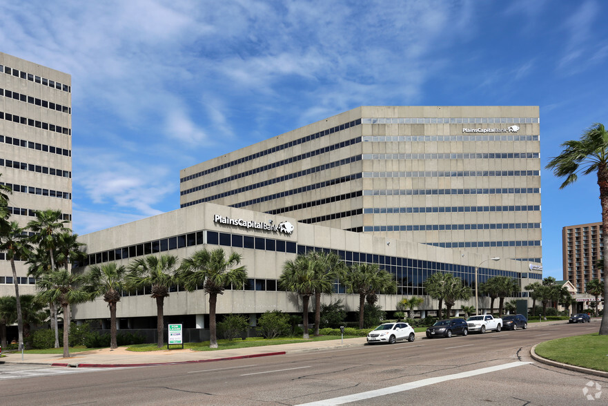 Primary Photo Of 500 N Shoreline Blvd, Corpus Christi Office For Lease