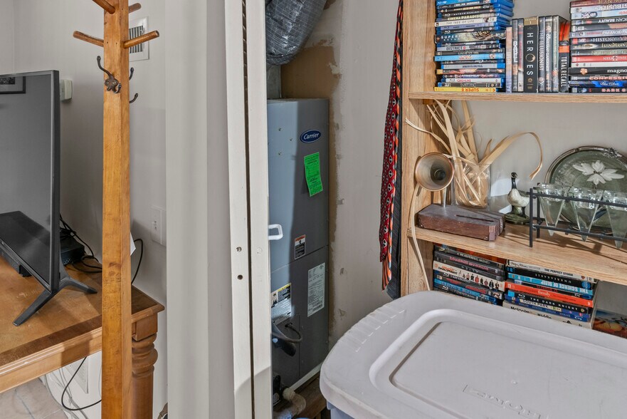 More Photos Of 3433 Guilford Ter, Baltimore Multifamily For Sale