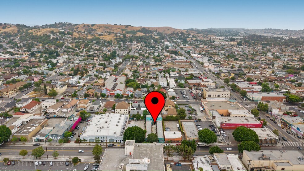 More Photos Of 2432-2438 Daly St, Los Angeles Storefront Retail Residential For Sale