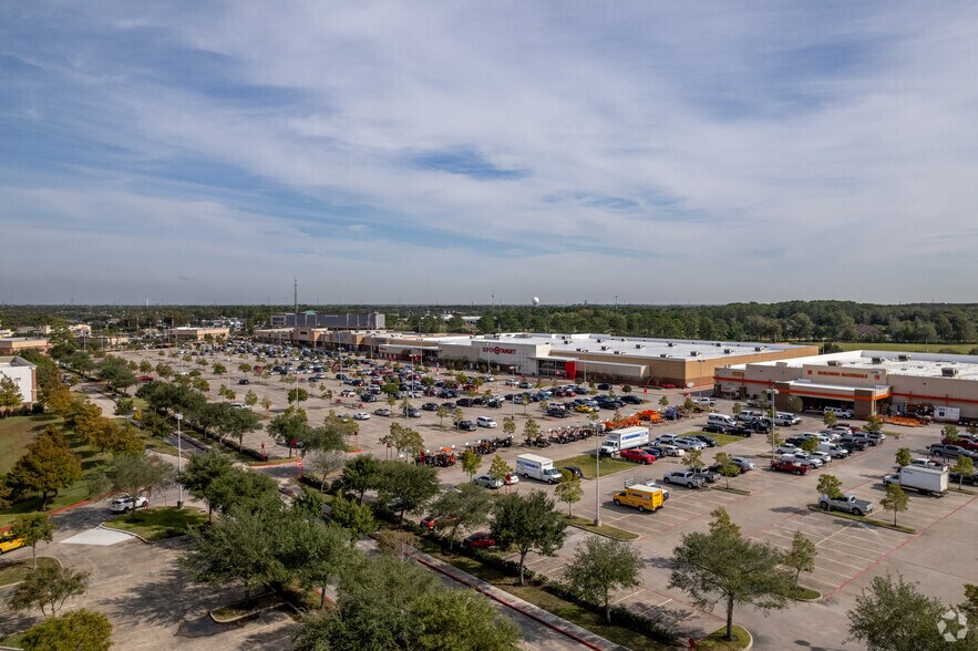 More Photos Of I 45, League City Unknown For Lease