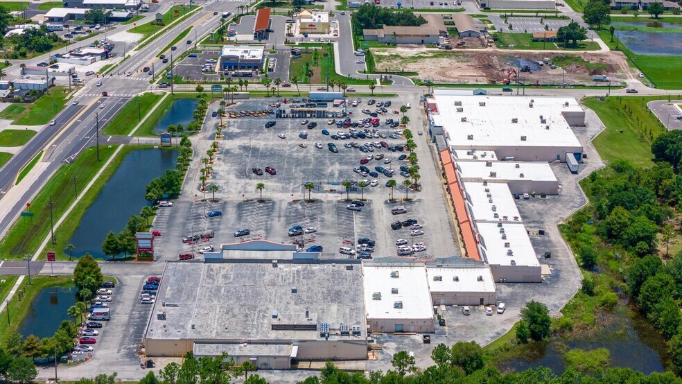 More Photos Of 1701-1737 E Oak St, Arcadia Storefront For Sale