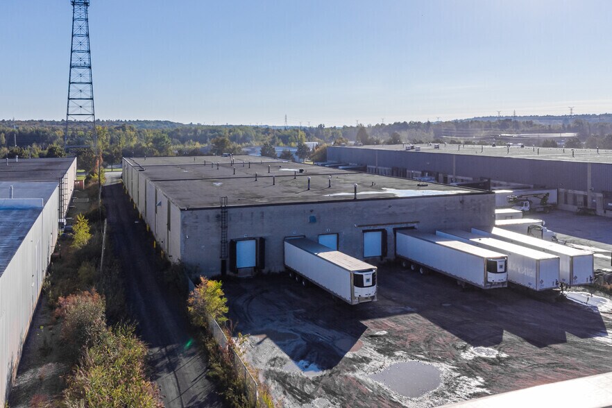 More Photos Of 2760-2768 Sheffield Rd, Ottawa Warehouse For Lease