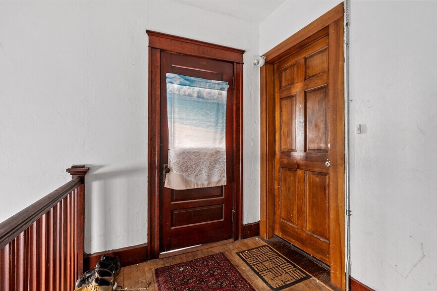 More Photos Of 13 Groton Pl, Worcester Apartments For Sale