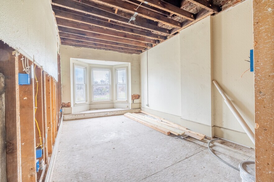 More Photos Of 6928 Superior Ave, Cleveland Apartments For Sale