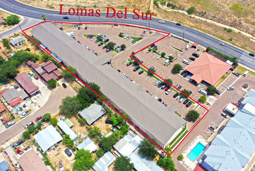 More Photos Of 2110 Lomas Del Sur Blvd, Laredo General Retail For Sale