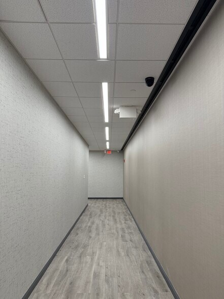 More Photos Of 140-148 Broad St, Red Bank Office For Lease