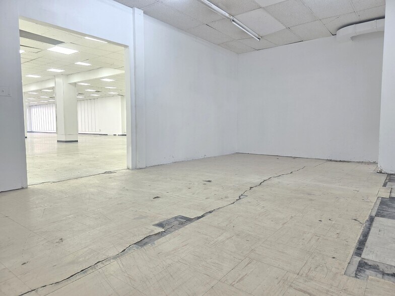 More Photos Of 224 E 2nd St, Calexico Storefront For Lease