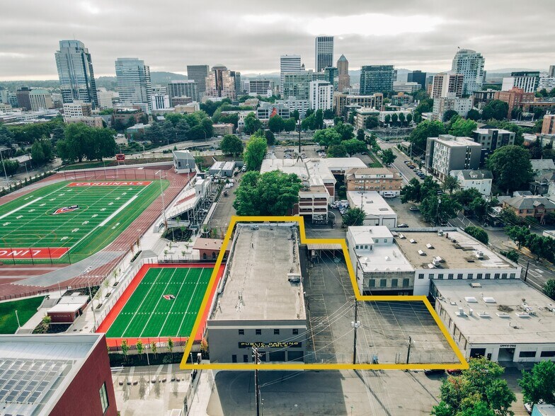 More Photos Of 1132 SW 17th Ave, Portland Warehouse For Lease