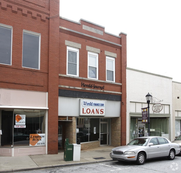 Primary Photo Of 217 Trade St, Greer Storefront Retail Residential For Lease