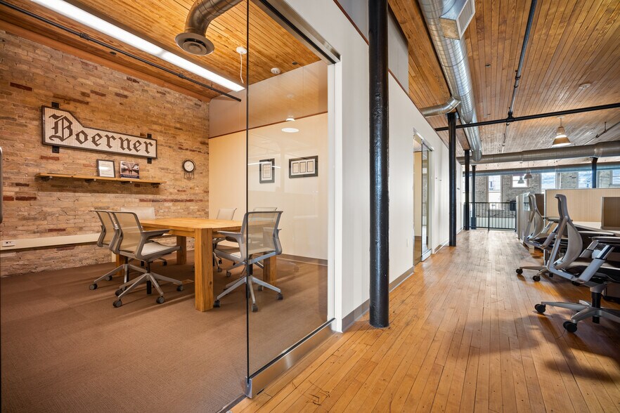 More Photos Of 211 N Franklin St, Port Washington Office For Lease