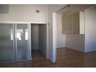More Photos Of 8 Brooks Ave, Venice Apartments For Lease