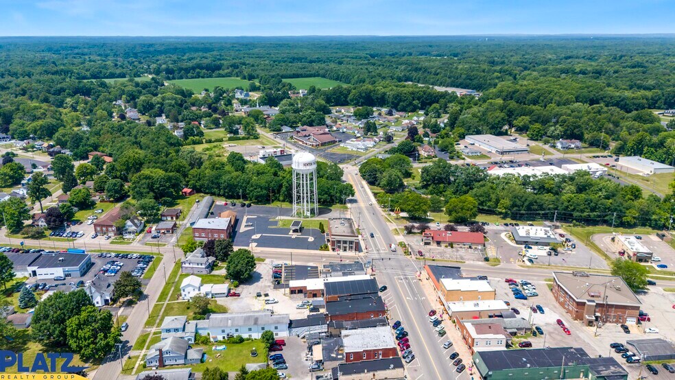 More Photos Of 20 S Canal St, Newton Falls Bank For Lease