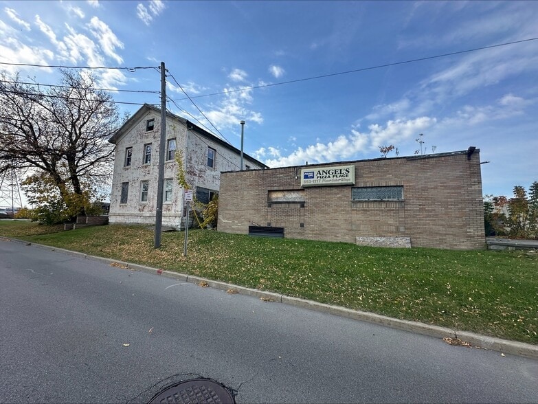 More Photos Of 2250 Military Rd, Tonawanda Warehouse For Sale