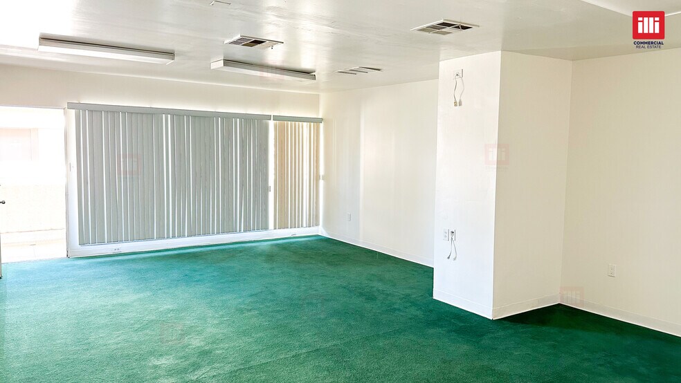 More Photos Of 8444-8448 Reseda Blvd, Northridge Office For Lease