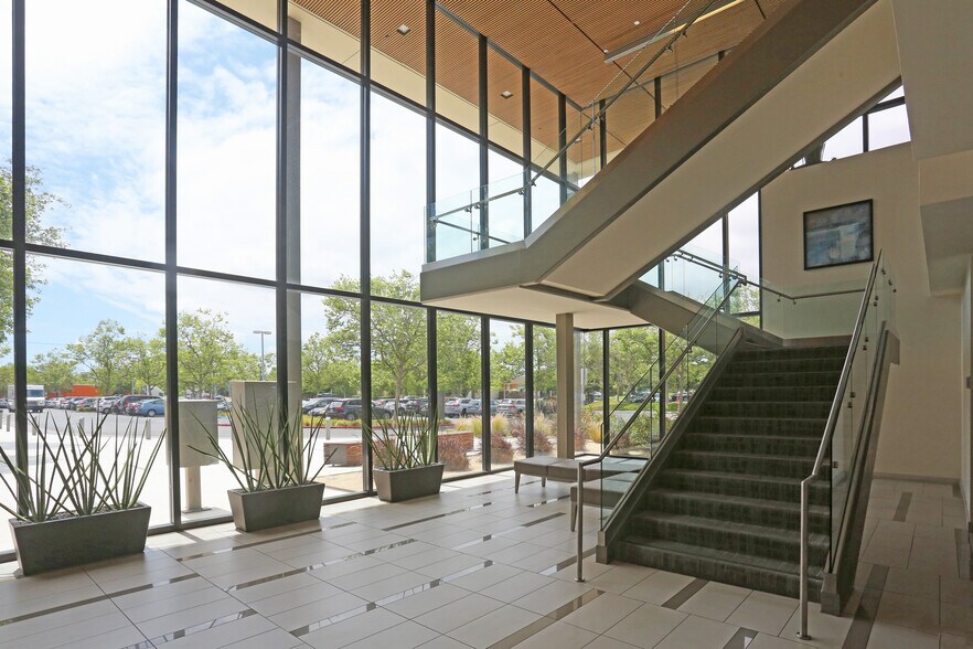 More Photos Of 16800 Aston St, Irvine Office For Lease