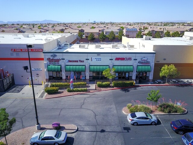 More Photos Of 1435 W Craig Rd, North Las Vegas General Retail For Lease