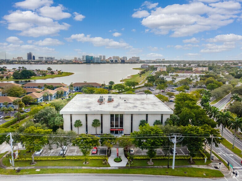 More Photos Of 400 N Congress Ave, West Palm Beach Office For Lease