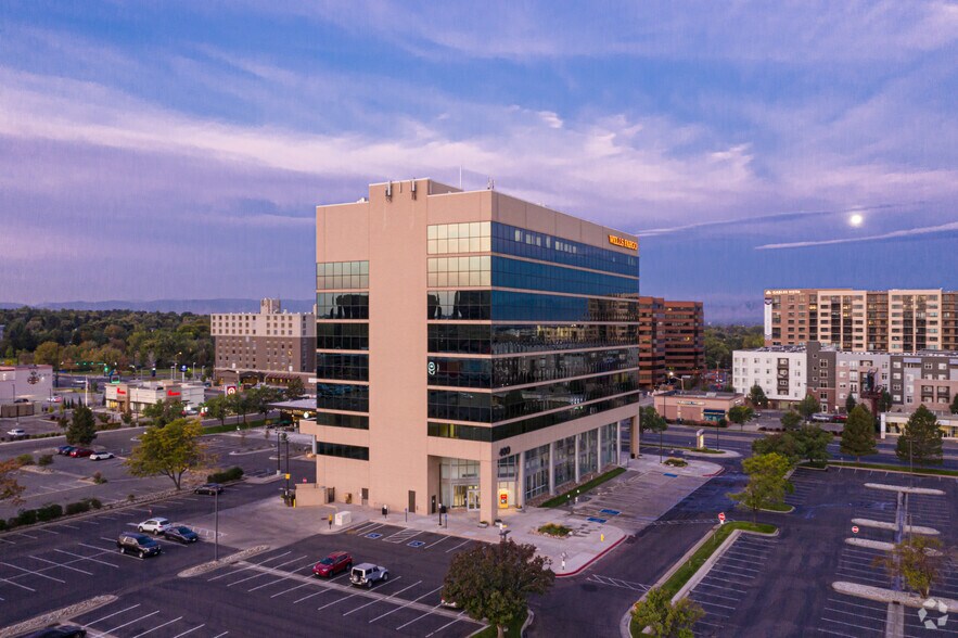 More Photos Of 400 S Colorado Blvd, Denver Office For Lease