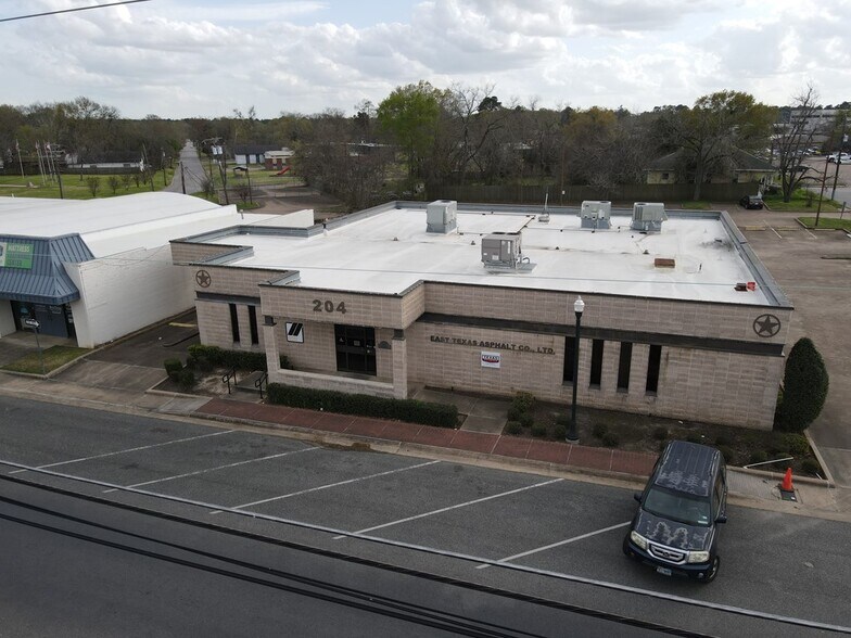 More Photos Of 204 E Burke Ave, Lufkin Office For Sale