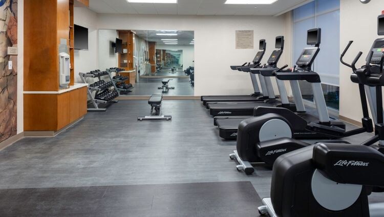 More Photos Of 2692 Peachtree Pky, Suwanee Hotel For Sale
