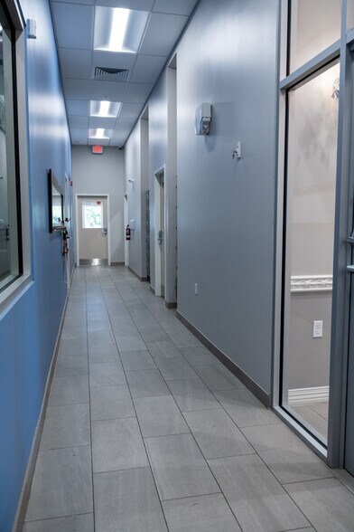 More Photos Of 2386 W State Road 426, Oviedo General Retail For Sale