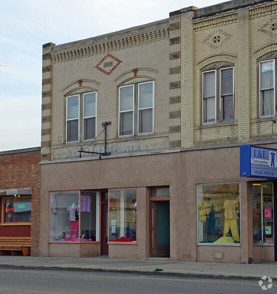 Primary Photo Of 220 SW 3rd St, Fruitland Storefront Retail Residential For Lease