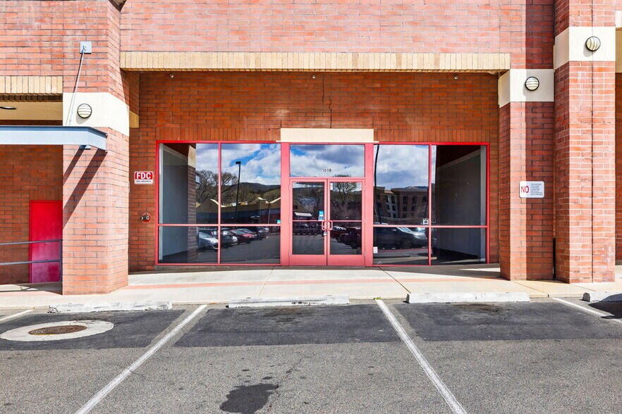 More Photos Of 174 E Sheldon St, Prescott Unknown For Lease