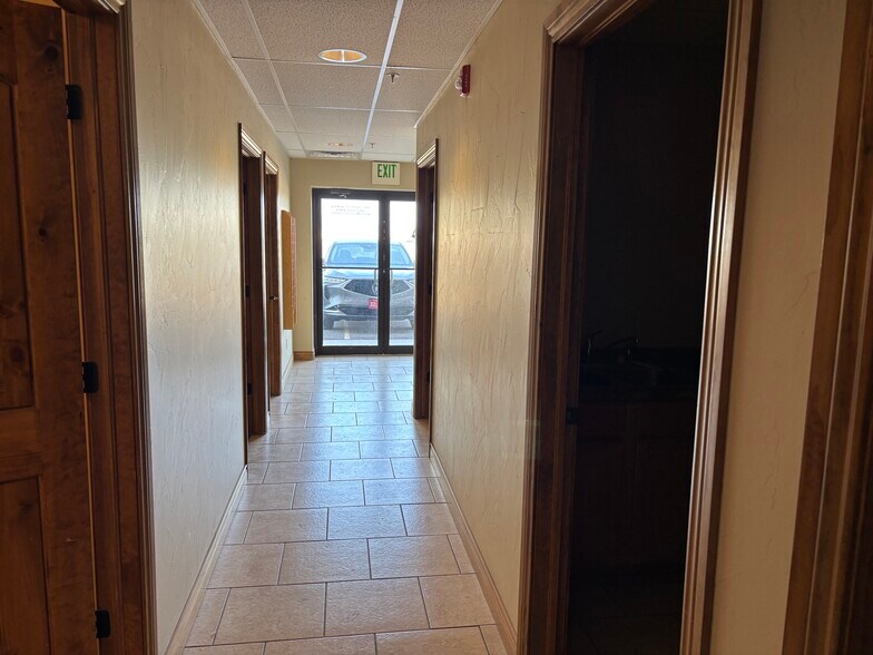 More Photos Of 703 Greenway Dr, Fruita Warehouse For Lease
