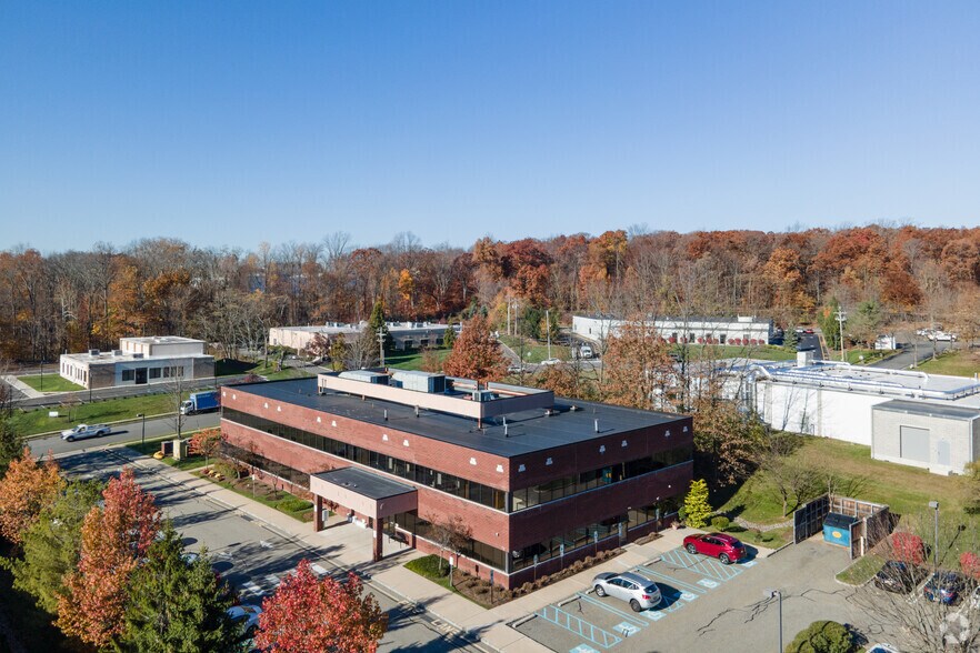 More Photos Of 8 Saddle Rd, Cedar Knolls Medical For Lease