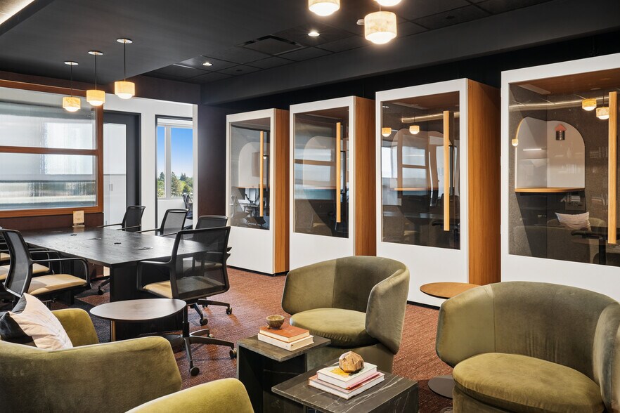 More Photos Of 1950 University Ave, East Palo Alto Coworking Space