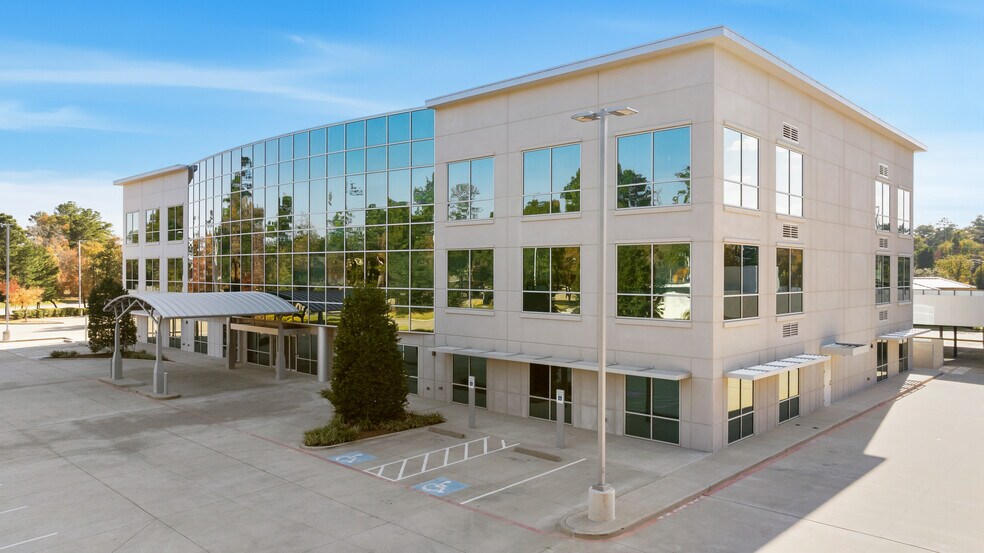 More Photos Of 1020 Riverwood Ct, Conroe Medical For Lease