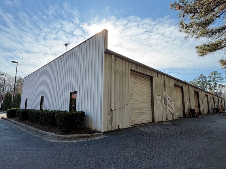 More Photos Of 137-145 Technical ct, Garner Flex For Sale