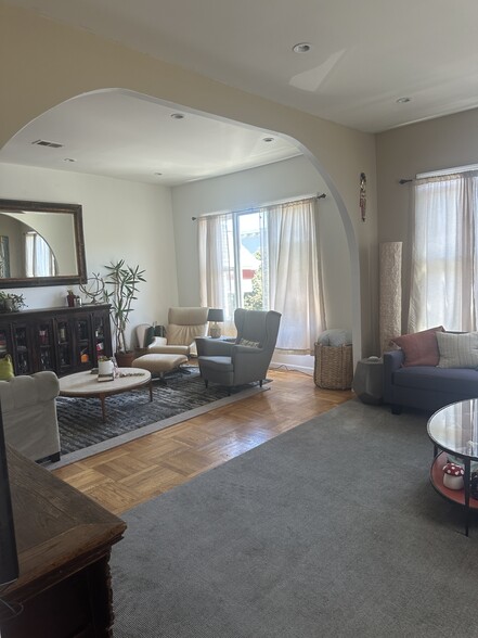 More Photos Of 633 Central Ave, San Francisco Apartments For Sale