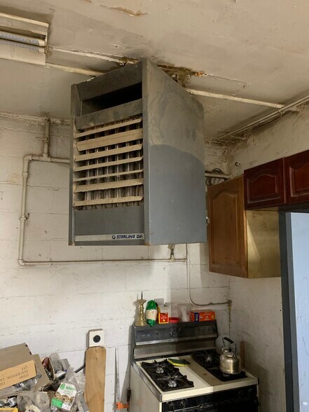 More Photos Of 10333 Oxford Ave, Chicago Ridge Warehouse For Sale