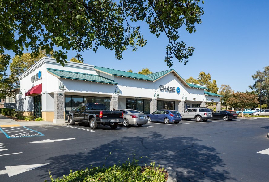 More Photos Of 3330-3336 N Texas St, Fairfield Unknown For Lease
