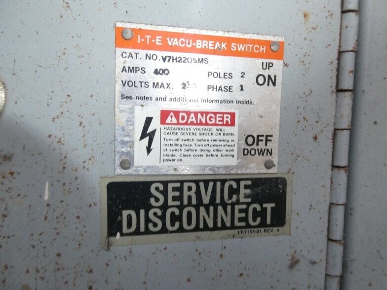 More Photos Of 1101 Foothill Blvd, La Cañada Flintridge Storefront For Lease