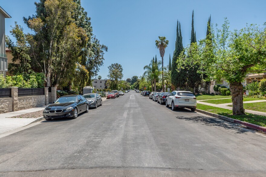 More Photos Of 5329-5333 Agnes Ave, Valley Village Apartments For Sale